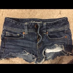 American Eagle Shorts Size 00!!